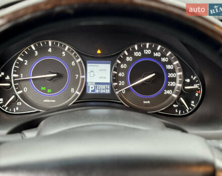 Черный Инфинити QX56, объемом двигателя 5.6 л и пробегом 220 тыс. км за 21500 $, фото 97 на Automoto.ua