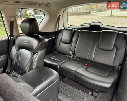 Черный Инфинити QX56, объемом двигателя 5.6 л и пробегом 220 тыс. км за 21500 $, фото 67 на Automoto.ua