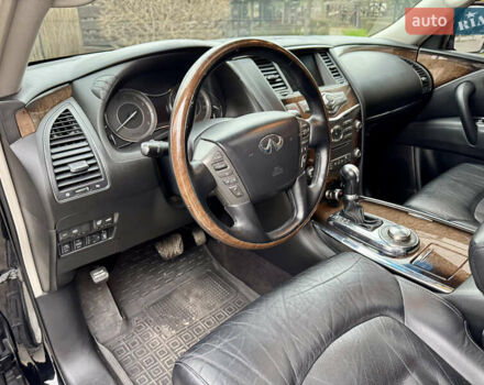 Черный Инфинити QX56, объемом двигателя 5.6 л и пробегом 220 тыс. км за 21500 $, фото 53 на Automoto.ua