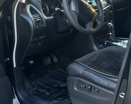 Черный Инфинити QX56, объемом двигателя 0 л и пробегом 250 тыс. км за 16999 $, фото 3 на Automoto.ua