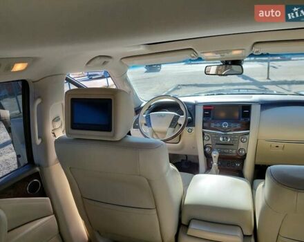 Чорний Інфініті QX56, об'ємом двигуна 5.6 л та пробігом 150 тис. км за 20500 $, фото 3 на Automoto.ua