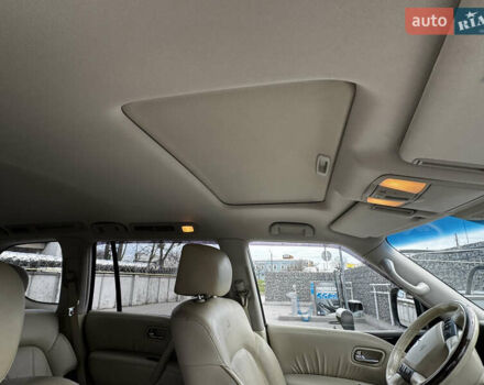 Чорний Інфініті QX56, об'ємом двигуна 5.6 л та пробігом 150 тис. км за 20500 $, фото 42 на Automoto.ua