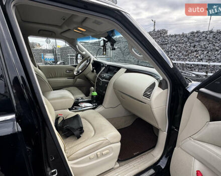 Чорний Інфініті QX56, об'ємом двигуна 5.6 л та пробігом 150 тис. км за 20500 $, фото 51 на Automoto.ua