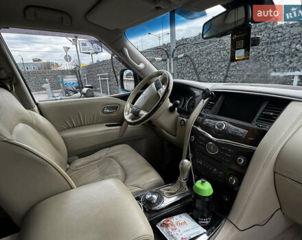 Чорний Інфініті QX56, об'ємом двигуна 5.6 л та пробігом 150 тис. км за 20500 $, фото 41 на Automoto.ua