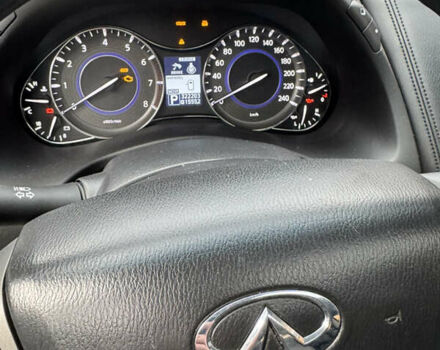 Черный Инфинити QX56, объемом двигателя 5.55 л и пробегом 322 тыс. км за 20000 $, фото 9 на Automoto.ua