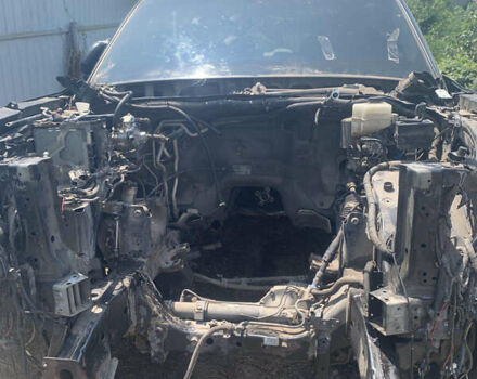 Черный Инфинити QX56, объемом двигателя 5.55 л и пробегом 200 тыс. км за 3000 $, фото 3 на Automoto.ua