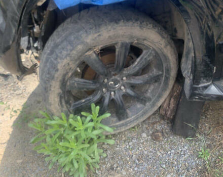 Черный Инфинити QX56, объемом двигателя 5.55 л и пробегом 200 тыс. км за 3000 $, фото 1 на Automoto.ua