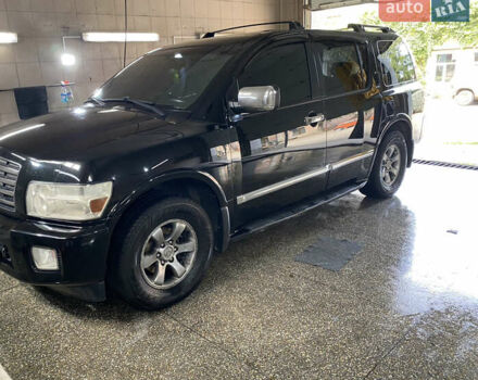 Черный Инфинити QX56, объемом двигателя 5.55 л и пробегом 200 тыс. км за 8300 $, фото 1 на Automoto.ua
