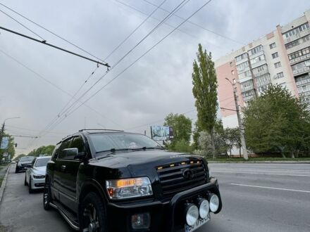 Чорний Інфініті QX56, об'ємом двигуна 5.6 л та пробігом 220 тис. км за 8700 $, фото 1 на Automoto.ua