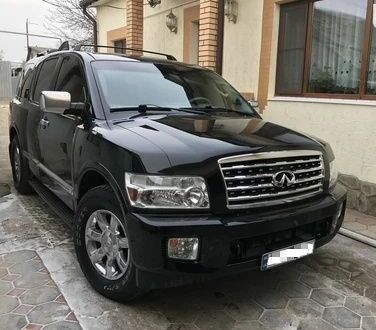 Чорний Інфініті QX56, об'ємом двигуна 0.56 л та пробігом 296 тис. км за 9000 $, фото 1 на Automoto.ua