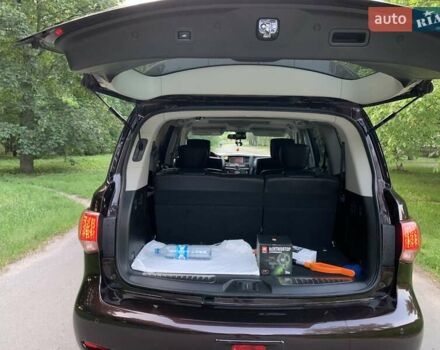 Коричневий Інфініті QX56, об'ємом двигуна 5.6 л та пробігом 122 тис. км за 23000 $, фото 24 на Automoto.ua