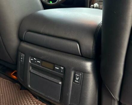 Коричневый Инфинити QX56, объемом двигателя 5.55 л и пробегом 148 тыс. км за 24500 $, фото 17 на Automoto.ua