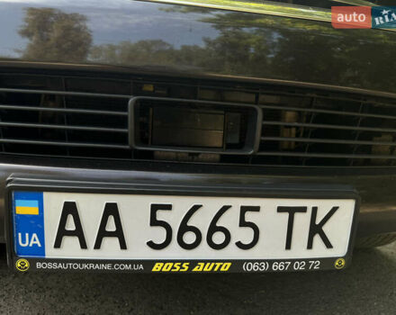 Красный Инфинити QX56, объемом двигателя 5.55 л и пробегом 213 тыс. км за 18800 $, фото 51 на Automoto.ua