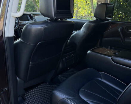 Красный Инфинити QX56, объемом двигателя 5.55 л и пробегом 213 тыс. км за 18800 $, фото 99 на Automoto.ua