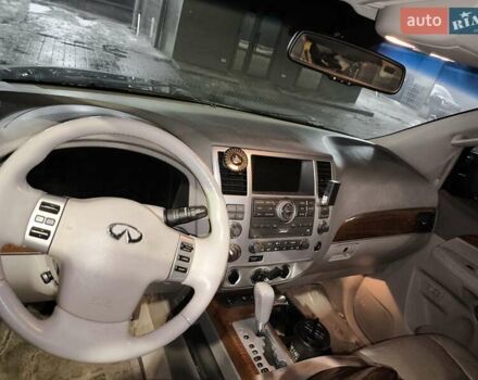 Инфинити QX56, объемом двигателя 5.6 л и пробегом 251 тыс. км за 15500 $, фото 7 на Automoto.ua