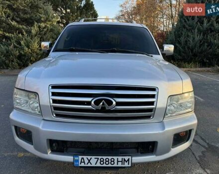 Серый Инфинити QX56, объемом двигателя 5.6 л и пробегом 300 тыс. км за 10000 $, фото 2 на Automoto.ua