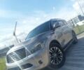 Сірий Інфініті QX56, об'ємом двигуна 5.6 л та пробігом 155 тис. км за 18900 $, фото 2 на Automoto.ua