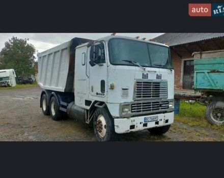 Білий Інтернаціонал 9600, об'ємом двигуна 14.6 л та пробігом 900 тис. км за 10000 $, фото 8 на Automoto.ua