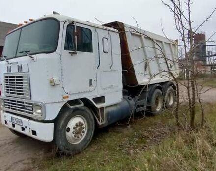 Білий Інтернаціонал 9600, об'ємом двигуна 14.6 л та пробігом 900 тис. км за 10000 $, фото 14 на Automoto.ua