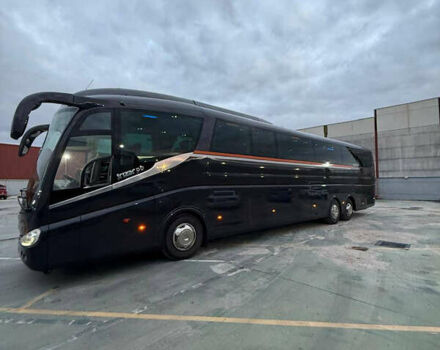 Черный Иризар PB, объемом двигателя 0 л и пробегом 300 тыс. км за 142212 $, фото 1 на Automoto.ua