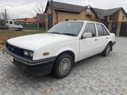 Белый Исузу Аска, объемом двигателя 0 л и пробегом 777 тыс. км за 650 $, фото 1 на Automoto.ua