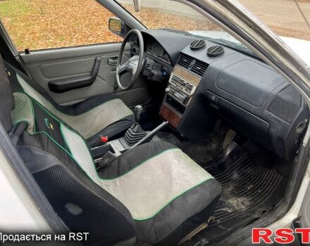 Исузу Аска, объемом двигателя 2 л и пробегом 0 тыс. км за 650 $, фото 5 на Automoto.ua