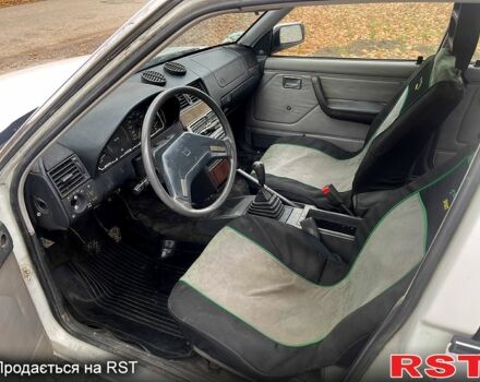 Исузу Аска, объемом двигателя 2 л и пробегом 0 тыс. км за 650 $, фото 6 на Automoto.ua