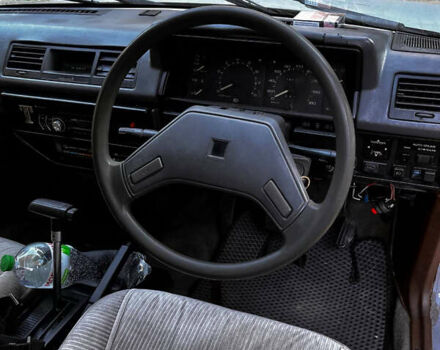 Исузу Аска, объемом двигателя 0 л и пробегом 140 тыс. км за 800 $, фото 7 на Automoto.ua