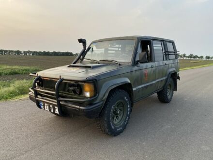 Исузу Бигхорн 1989 в Смеле на Automoto.ua Зеленый Исузу Бигхорн, объемом двигателя 2.2 л и пробегом 300 тыс. км за 2500 $, фото 1 на Automoto.ua