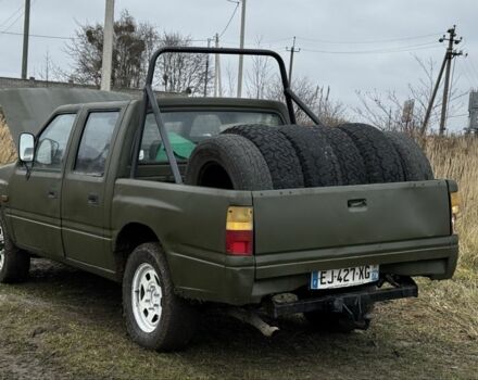 Зеленый Исузу Кампо, объемом двигателя 3.1 л и пробегом 666 тыс. км за 4000 $, фото 5 на Automoto.ua