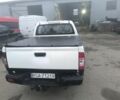 Білий Ісузу D-Max, об'ємом двигуна 2.5 л та пробігом 400 тис. км за 8416 $, фото 1 на Automoto.ua
