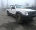 Белый Исузу Д-Макс, объемом двигателя 2.5 л и пробегом 425 тыс. км за 8823 $, фото 1 на Automoto.ua