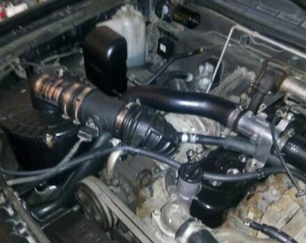 Чорний Ісузу D-Max, об'ємом двигуна 3 л та пробігом 300 тис. км за 12000 $, фото 12 на Automoto.ua