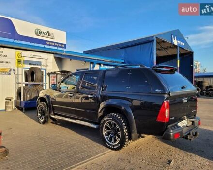 Чорний Ісузу D-Max, об'ємом двигуна 3 л та пробігом 285 тис. км за 13900 $, фото 3 на Automoto.ua