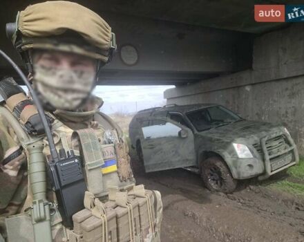 Чорний Ісузу D-Max, об'ємом двигуна 3 л та пробігом 285 тис. км за 13900 $, фото 14 на Automoto.ua