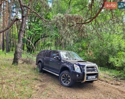 Чорний Ісузу D-Max, об'ємом двигуна 3 л та пробігом 285 тис. км за 13900 $, фото 11 на Automoto.ua