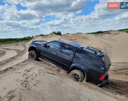 Чорний Ісузу D-Max, об'ємом двигуна 3 л та пробігом 285 тис. км за 13900 $, фото 7 на Automoto.ua