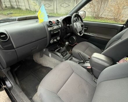 Чорний Ісузу D-Max, об'ємом двигуна 0 л та пробігом 109 тис. км за 4000 $, фото 4 на Automoto.ua