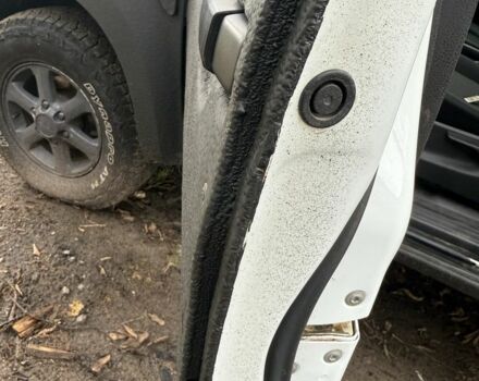 Черный Исузу Д-Макс, объемом двигателя 2.5 л и пробегом 130 тыс. км за 9999 $, фото 3 на Automoto.ua