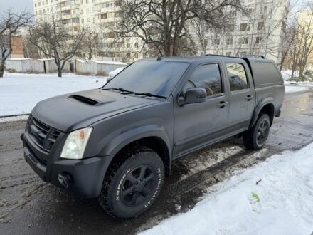 Чорний Ісузу D-Max, об'ємом двигуна 2.5 л та пробігом 140 тис. км за 5500 $, фото 1 на Automoto.ua
