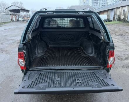 Сірий Ісузу D-Max, об'ємом двигуна 2.5 л та пробігом 233 тис. км за 4000 $, фото 6 на Automoto.ua