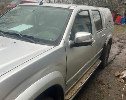 Серый Исузу Д-Макс, объемом двигателя 3 л и пробегом 370 тыс. км за 6500 $, фото 1 на Automoto.ua