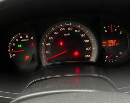 Серый Исузу Д-Макс, объемом двигателя 3 л и пробегом 370 тыс. км за 6500 $, фото 5 на Automoto.ua