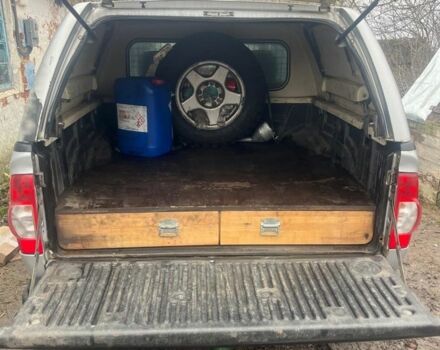 Серый Исузу Д-Макс, объемом двигателя 3 л и пробегом 370 тыс. км за 6500 $, фото 8 на Automoto.ua