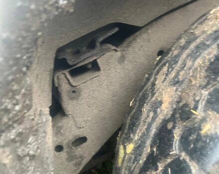 Серый Исузу Д-Макс, объемом двигателя 3 л и пробегом 370 тыс. км за 6500 $, фото 9 на Automoto.ua