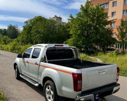 Исузу Д-Макс 2016 в Ровно на Automoto.ua Серый Исузу Д-Макс, объемом двигателя 2.5 л и пробегом 120 тыс. км за 11200 $, фото 3 на Automoto.ua