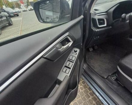 Серый Исузу Д-Макс, объемом двигателя 3 л и пробегом 1 тыс. км за 44602 $, фото 10 на Automoto.ua