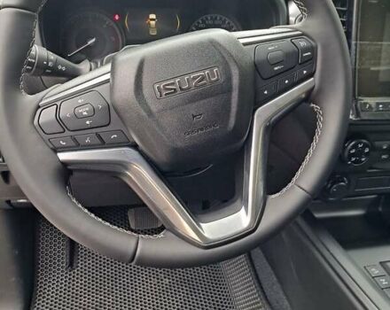 Серый Исузу Д-Макс, объемом двигателя 3 л и пробегом 1 тыс. км за 44602 $, фото 6 на Automoto.ua