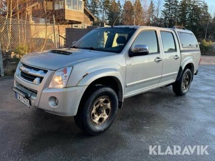 Исузу Д-Макс 2010 в Киеве на Automoto.ua Серый Исузу Д-Макс, объемом двигателя 3 л и пробегом 411 тыс. км за 8615 $, фото 1 на Automoto.ua