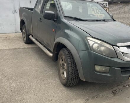Зелений Ісузу D-Max, об'ємом двигуна 2.5 л та пробігом 300 тис. км за 3500 $, фото 1 на Automoto.ua